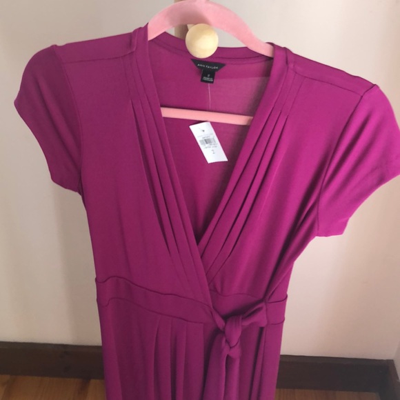 Ann Taylor fuchsia tie-wrap dress, size 2 - Picture 2 of 3